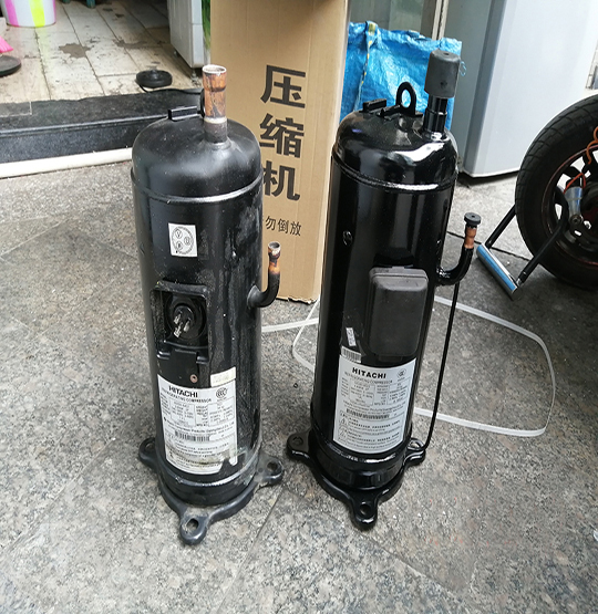 云龙中央空调压缩机的更换维修